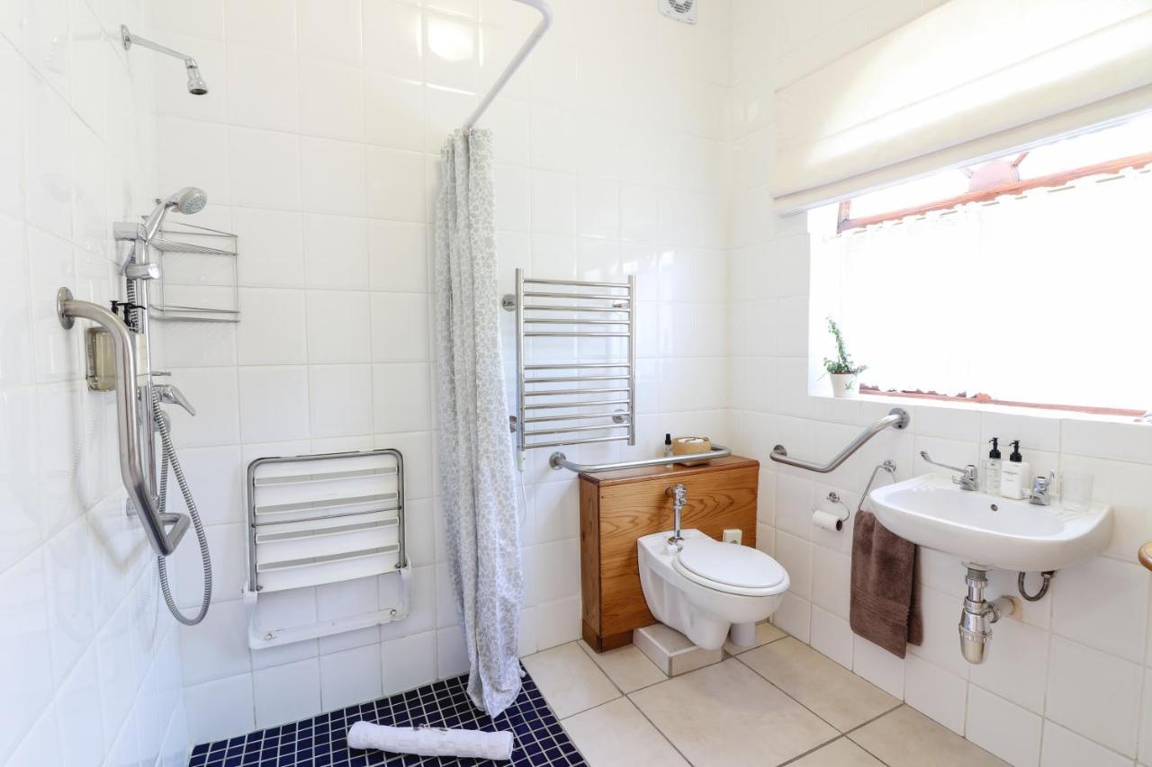 A Tuscan Villa Guest House Фисхук Экстерьер фото