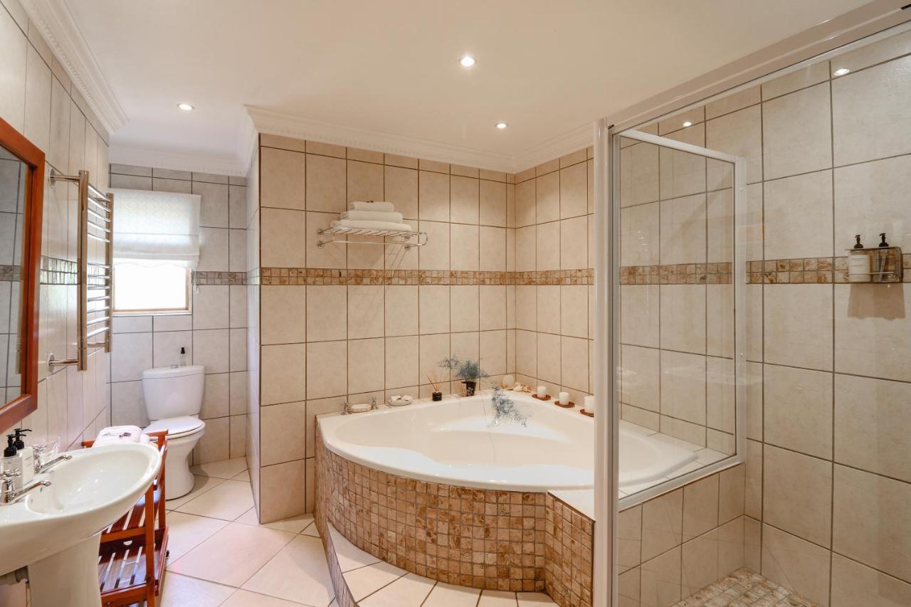 A Tuscan Villa Guest House Фисхук Экстерьер фото